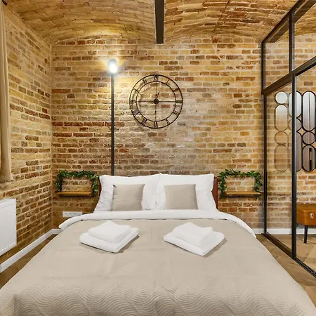 The Magnificent Urban Hideaway * Братислава