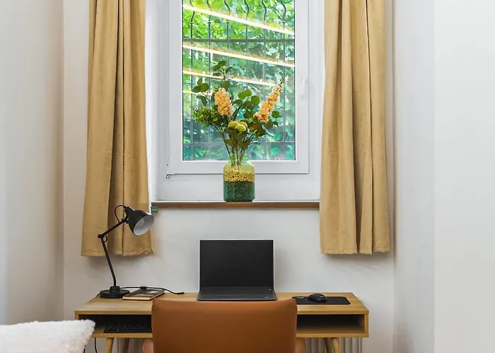 The Magnificent Urban Hideaway * براتسيلافا